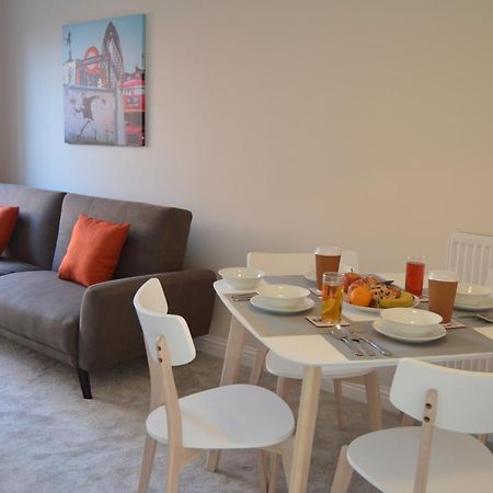 Fantastic Hampton Centre Stay Пітерборо Екстер'єр фото